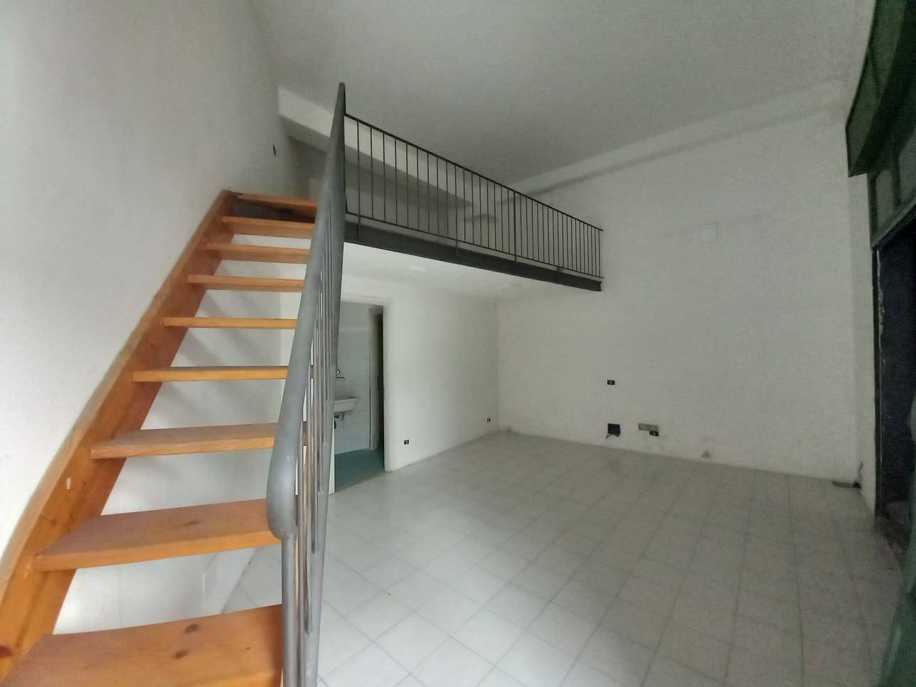 Locale commerciale in vendita a Ozieri