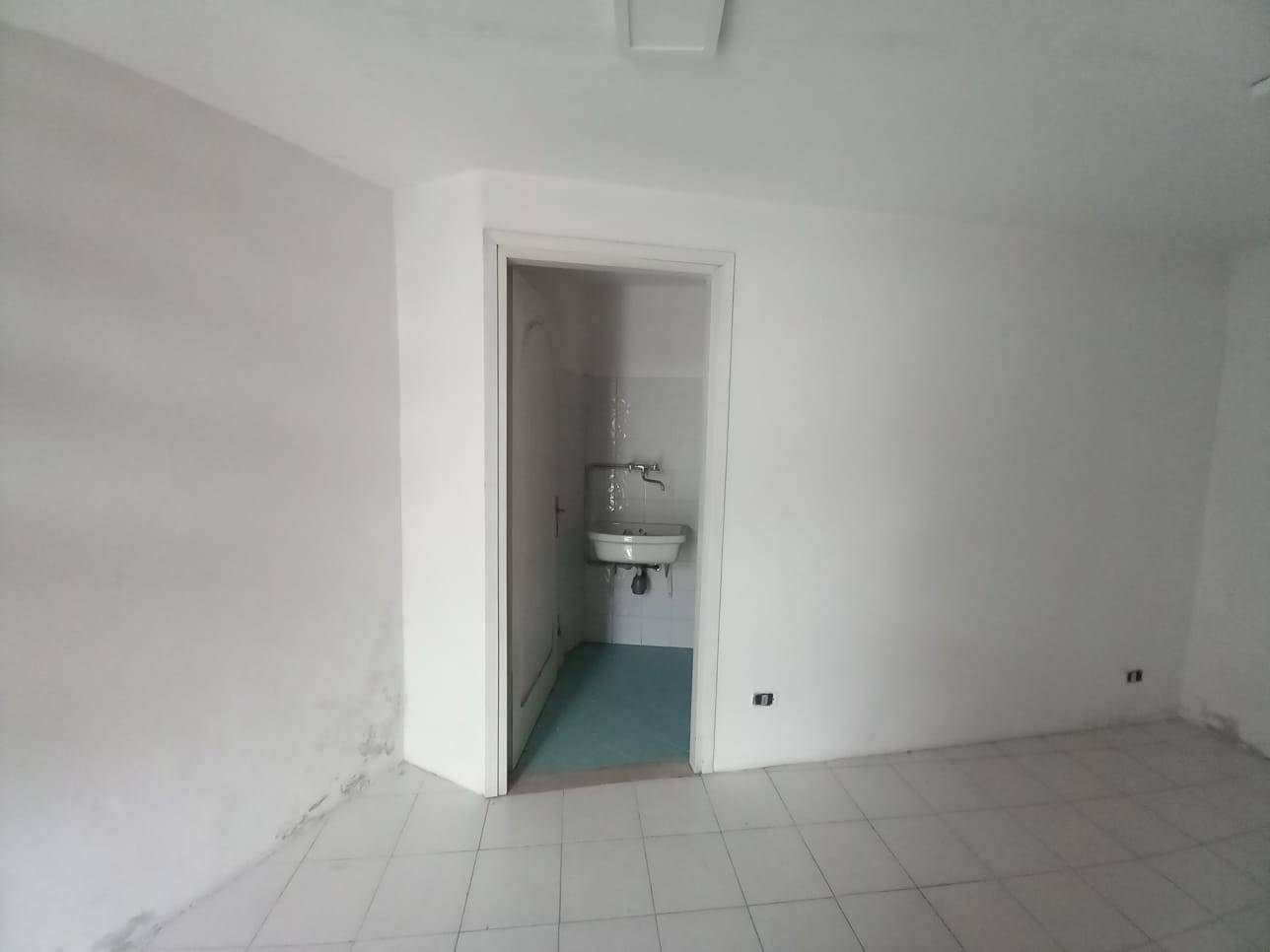 Locale commerciale in vendita a Ozieri