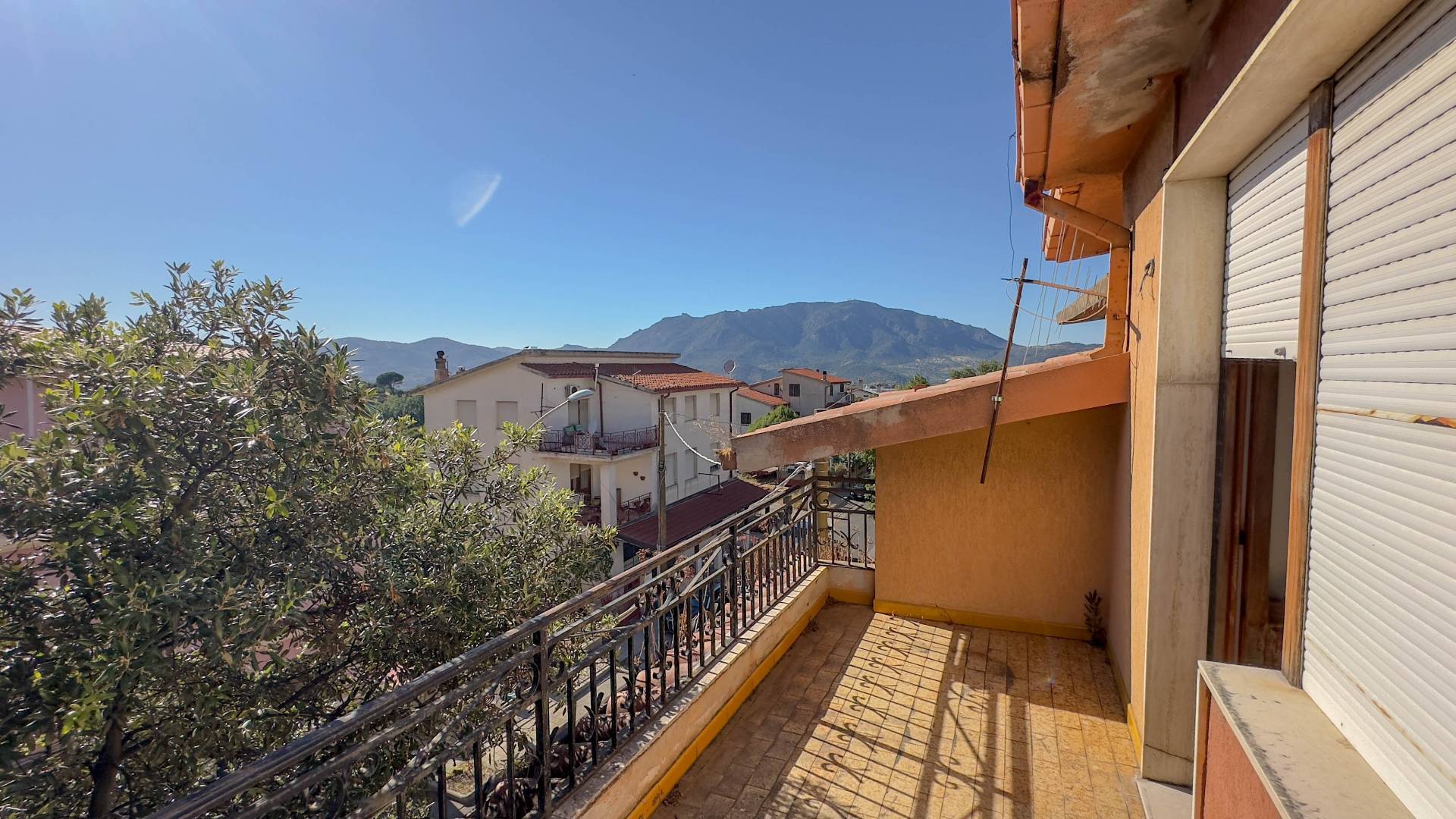 Appartamento in vendita a Oliena