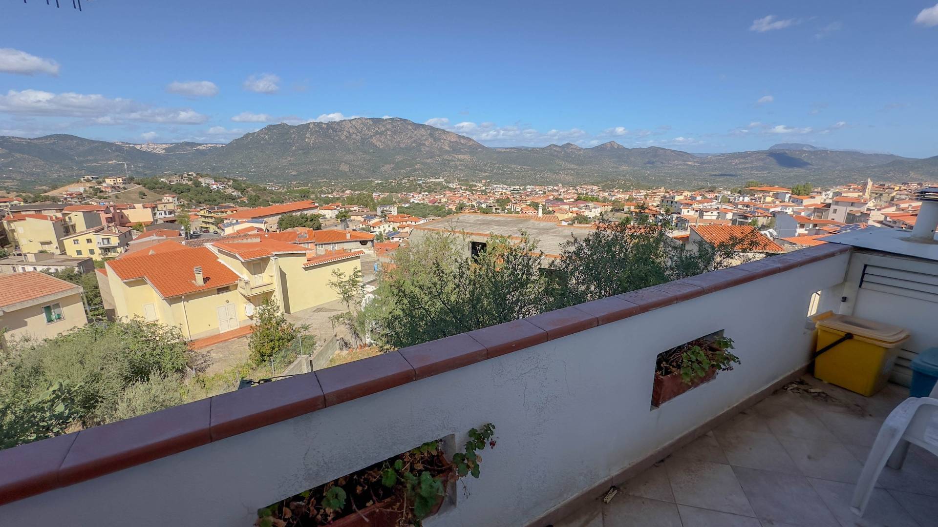 Appartamento in vendita a Oliena