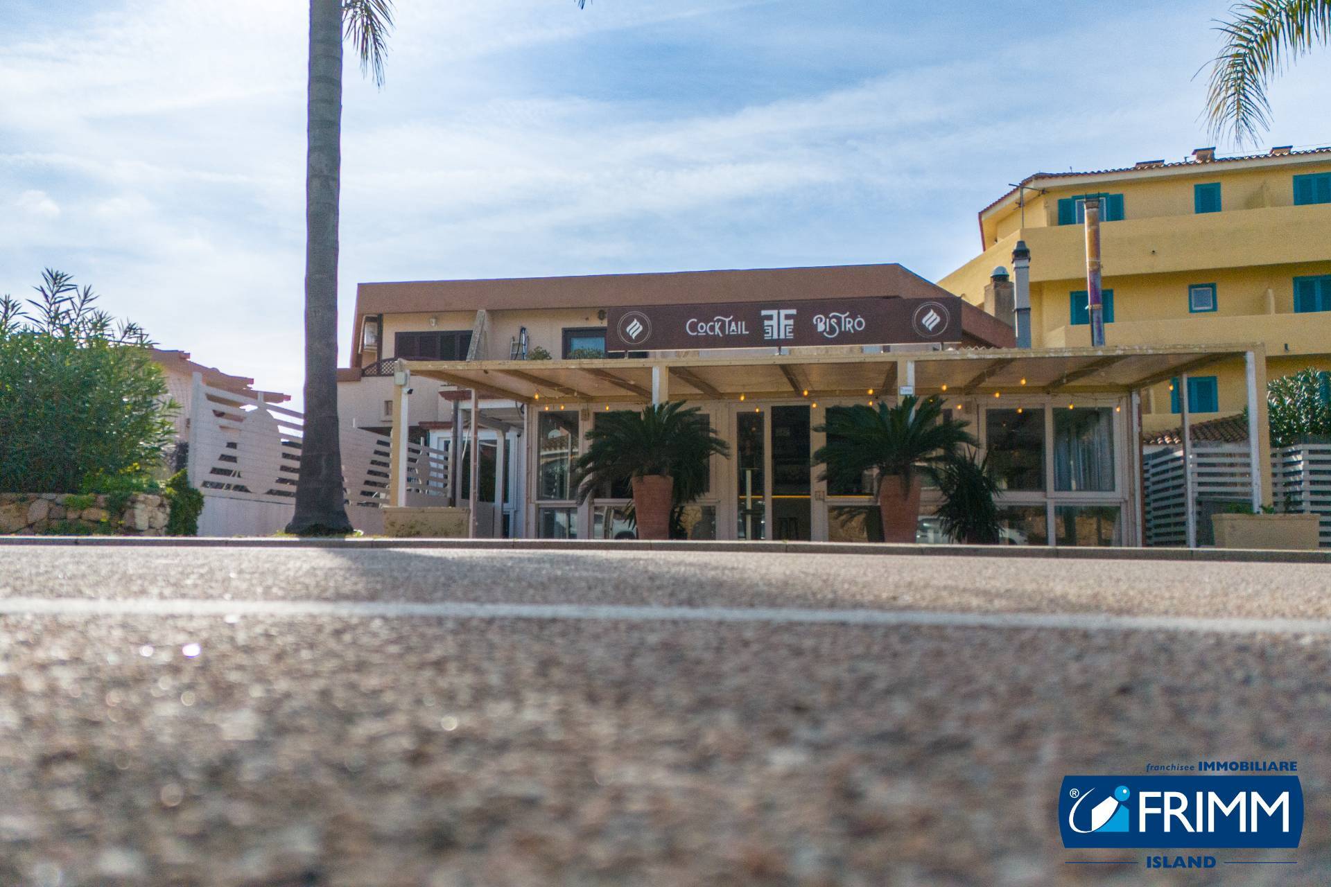 Locale commerciale in vendita a Golfo Aranci