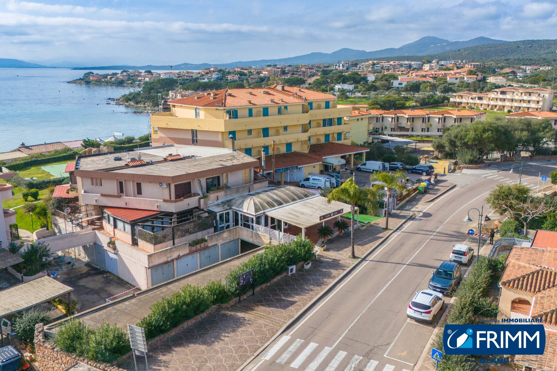 Locale commerciale in vendita a Golfo Aranci