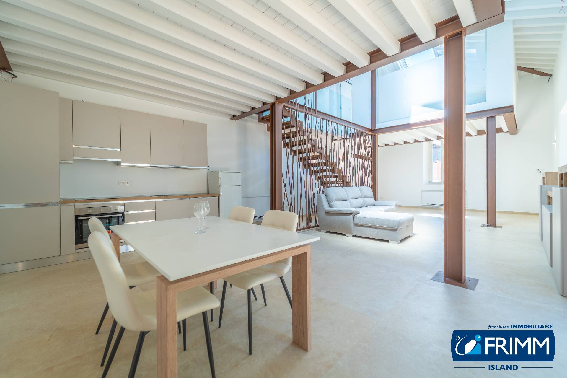 Casa Indipendente in vendita a Golfo Aranci