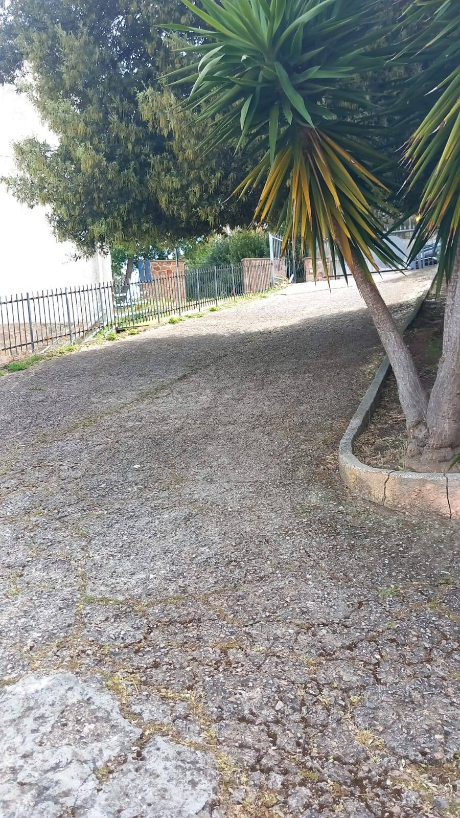 Locale commerciale in vendita a Ozieri