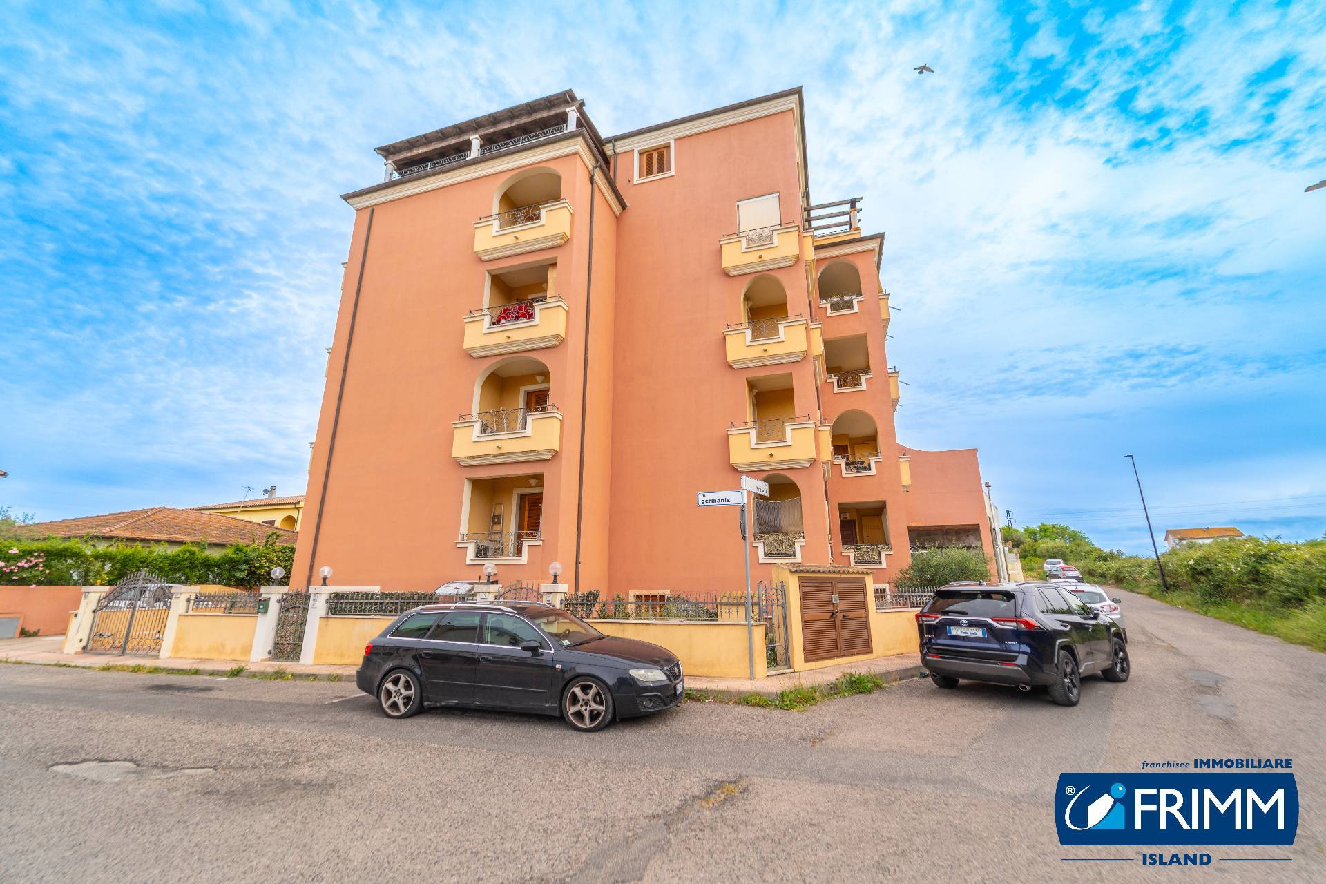 Rimessa in vendita a Olbia, Zona Bandinu