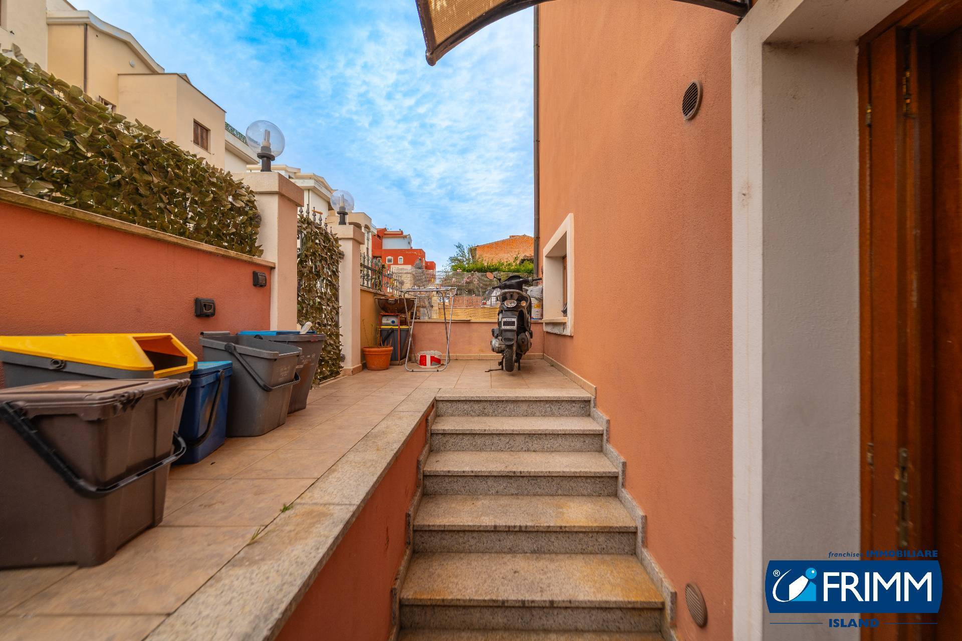 Rimessa in vendita a Olbia, Zona Bandinu