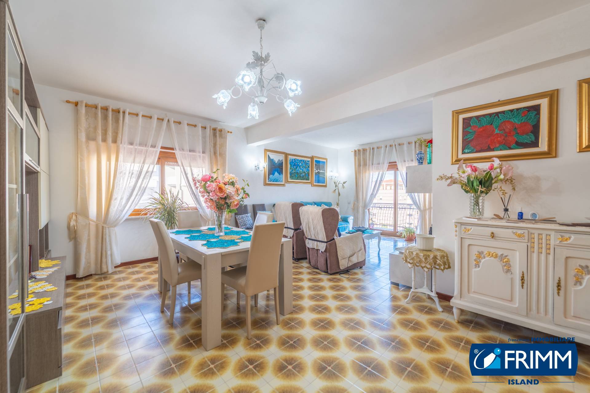 Appartamento in vendita a Olbia, Zona Via Vittorio Veneto