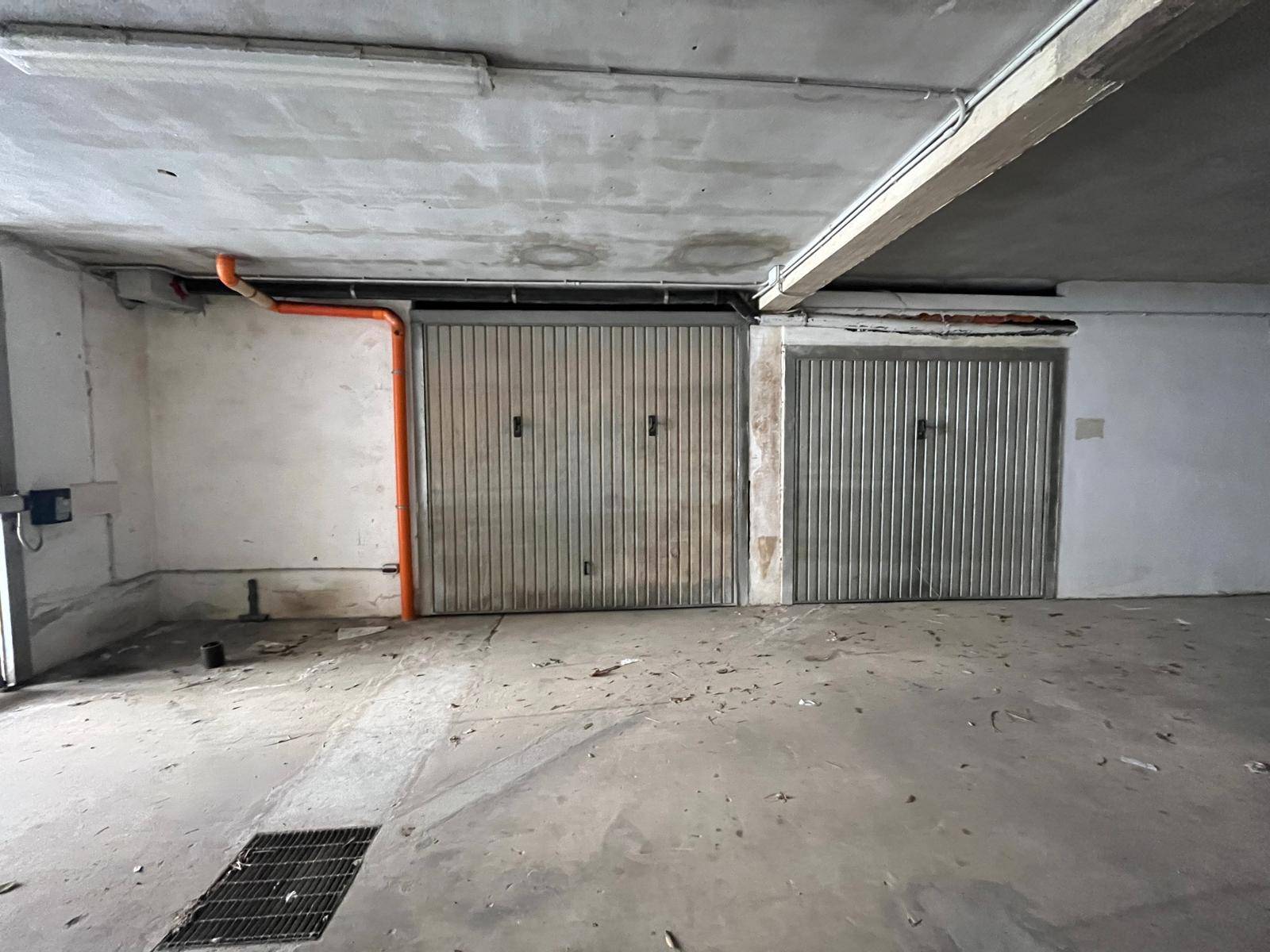 Magazzino in vendita a Olbia, Zona Via Veronese