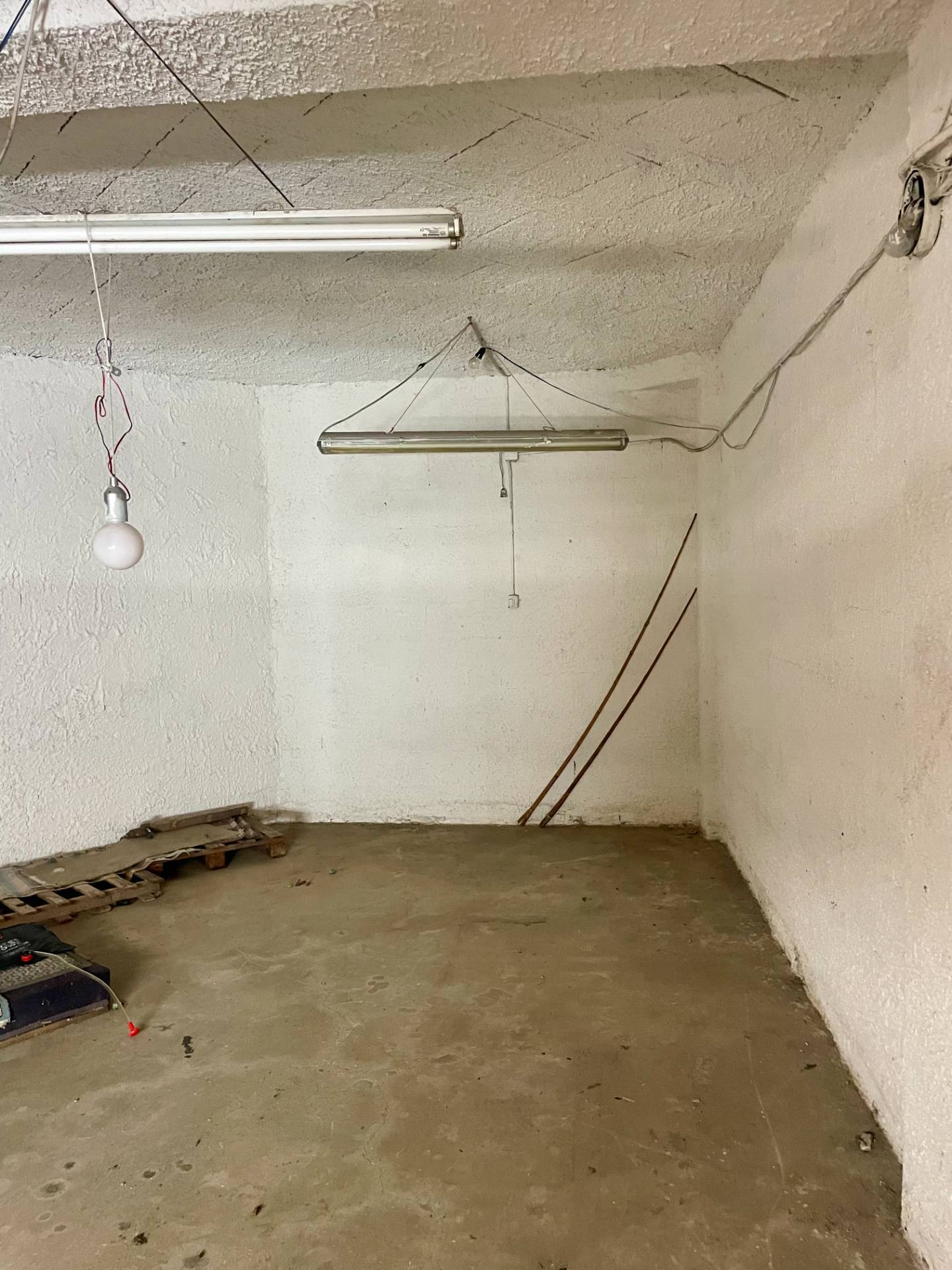 Garage/Box in vendita a Olbia, Consarcasa