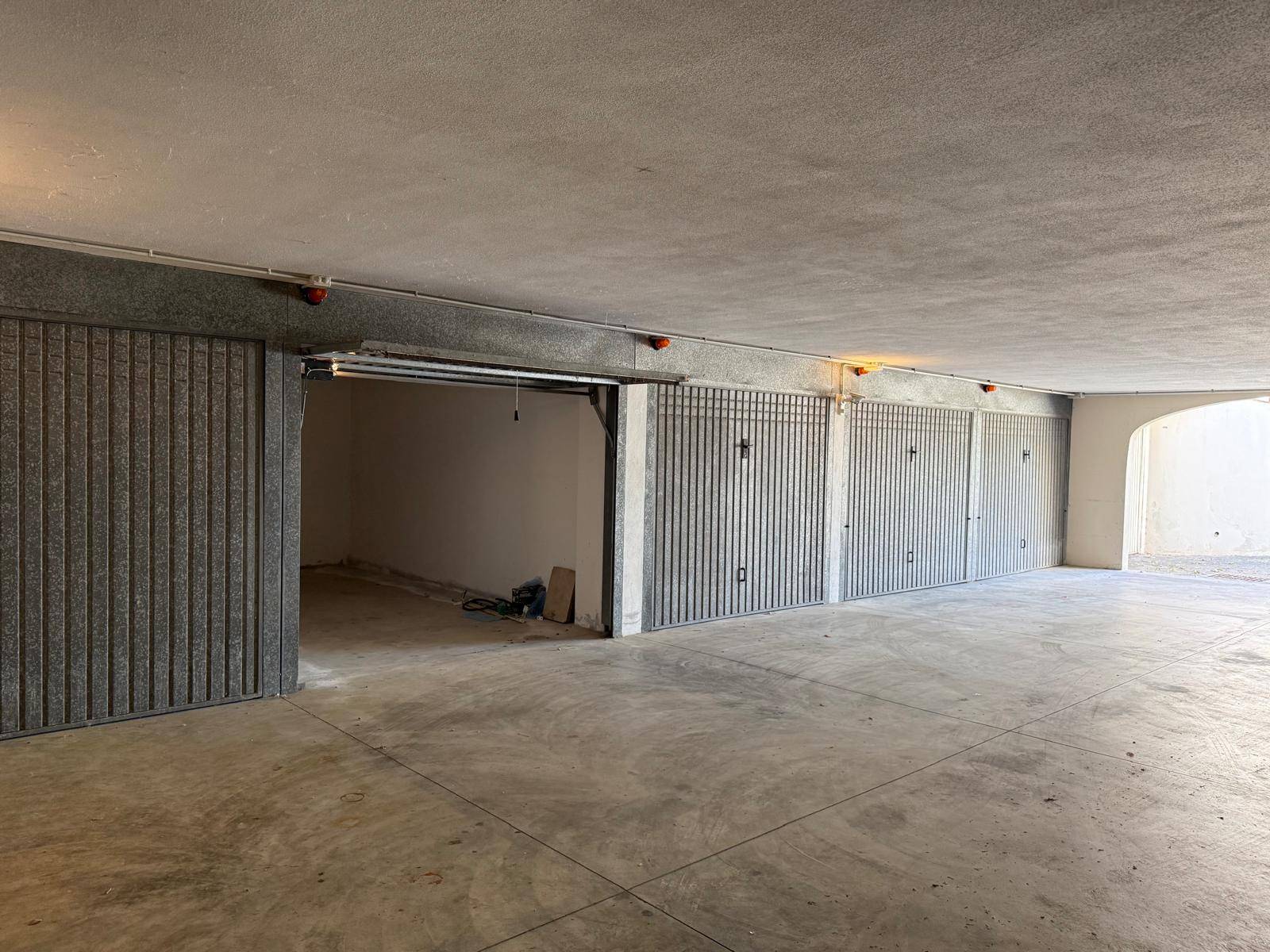 Garage/Box in vendita a Olbia, Zona Olbia Mare