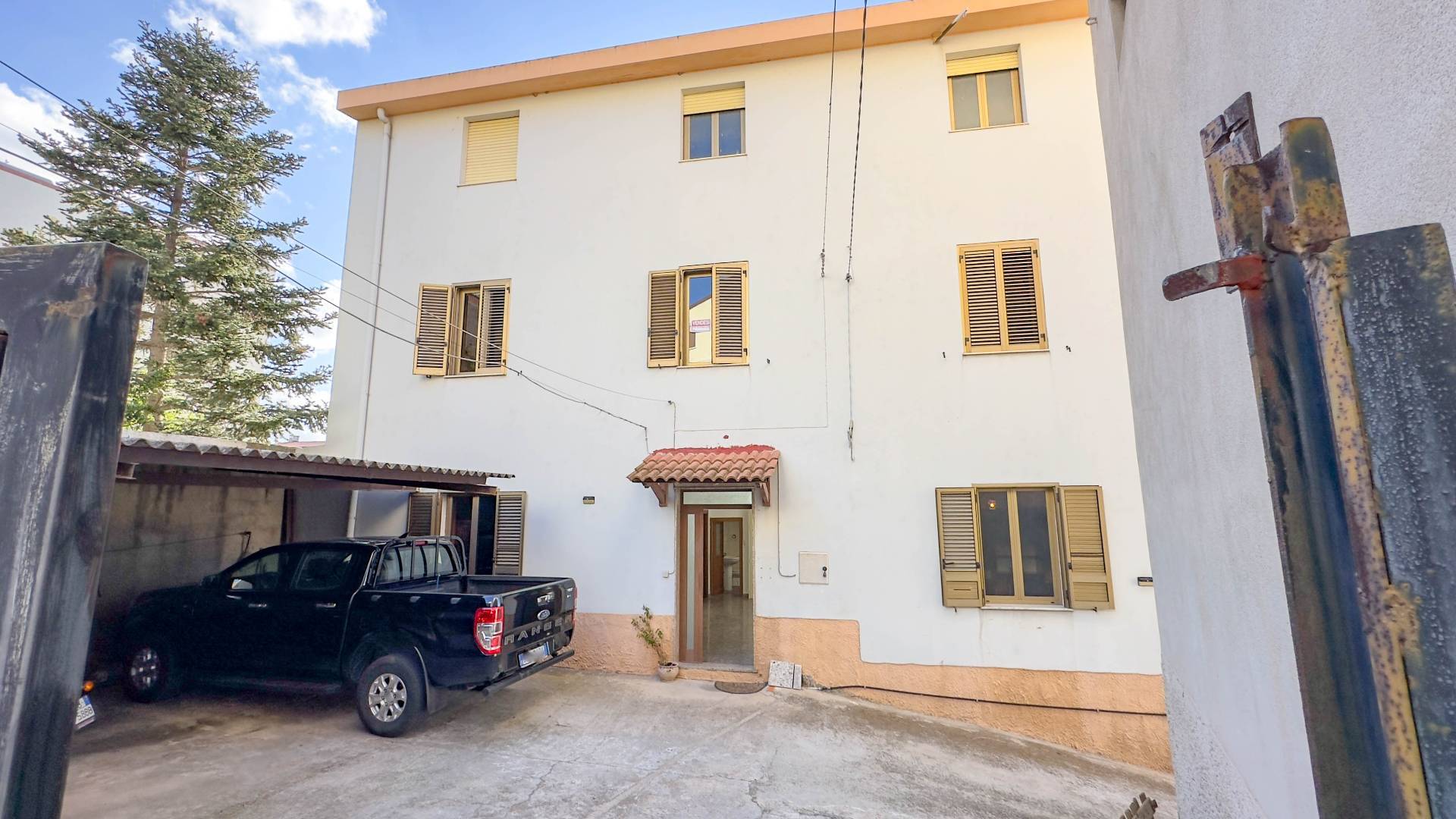 Casa Indipendente in vendita a Oliena