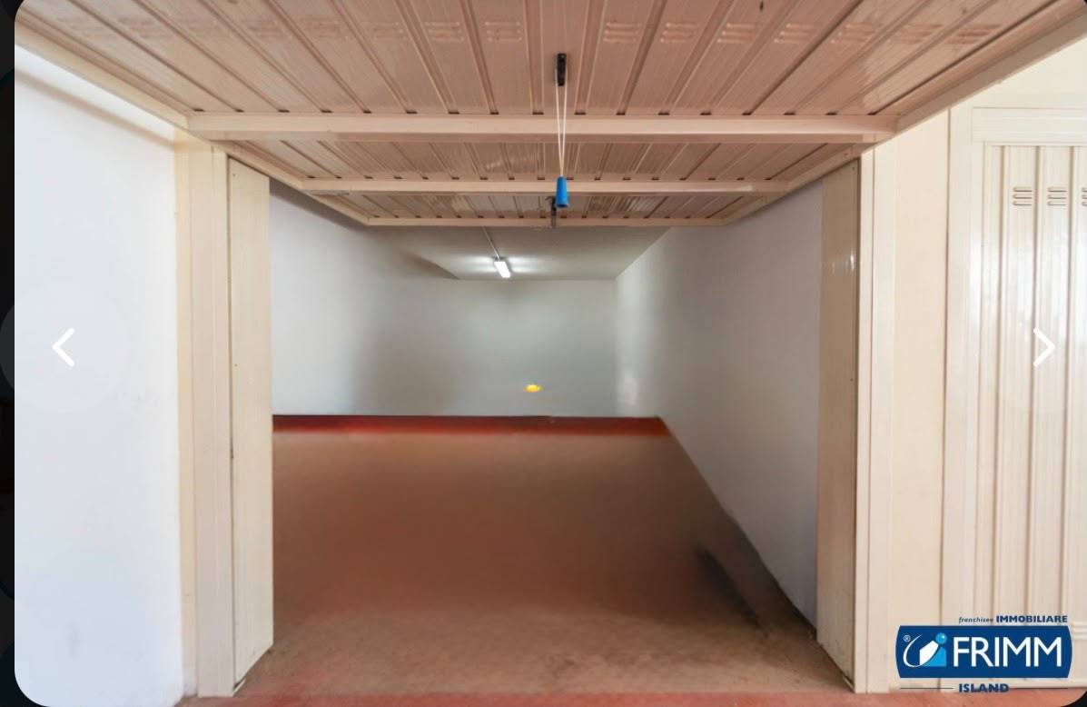 Box o garage in vendita a Olbia, Zona Via Veronese