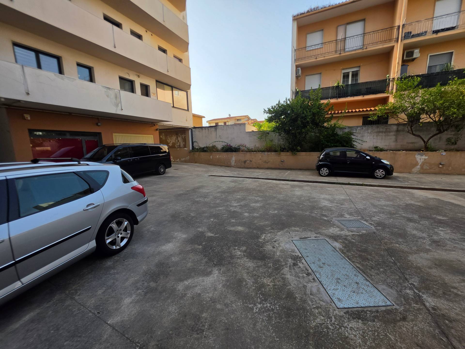 Box o garage in vendita a Olbia, Viale A. Moro ospedale vecchio
