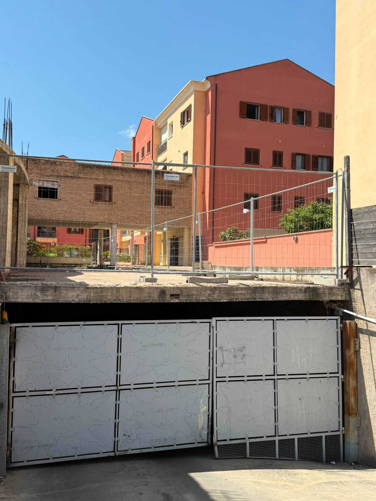 Magazzino in vendita a Olbia, Centro