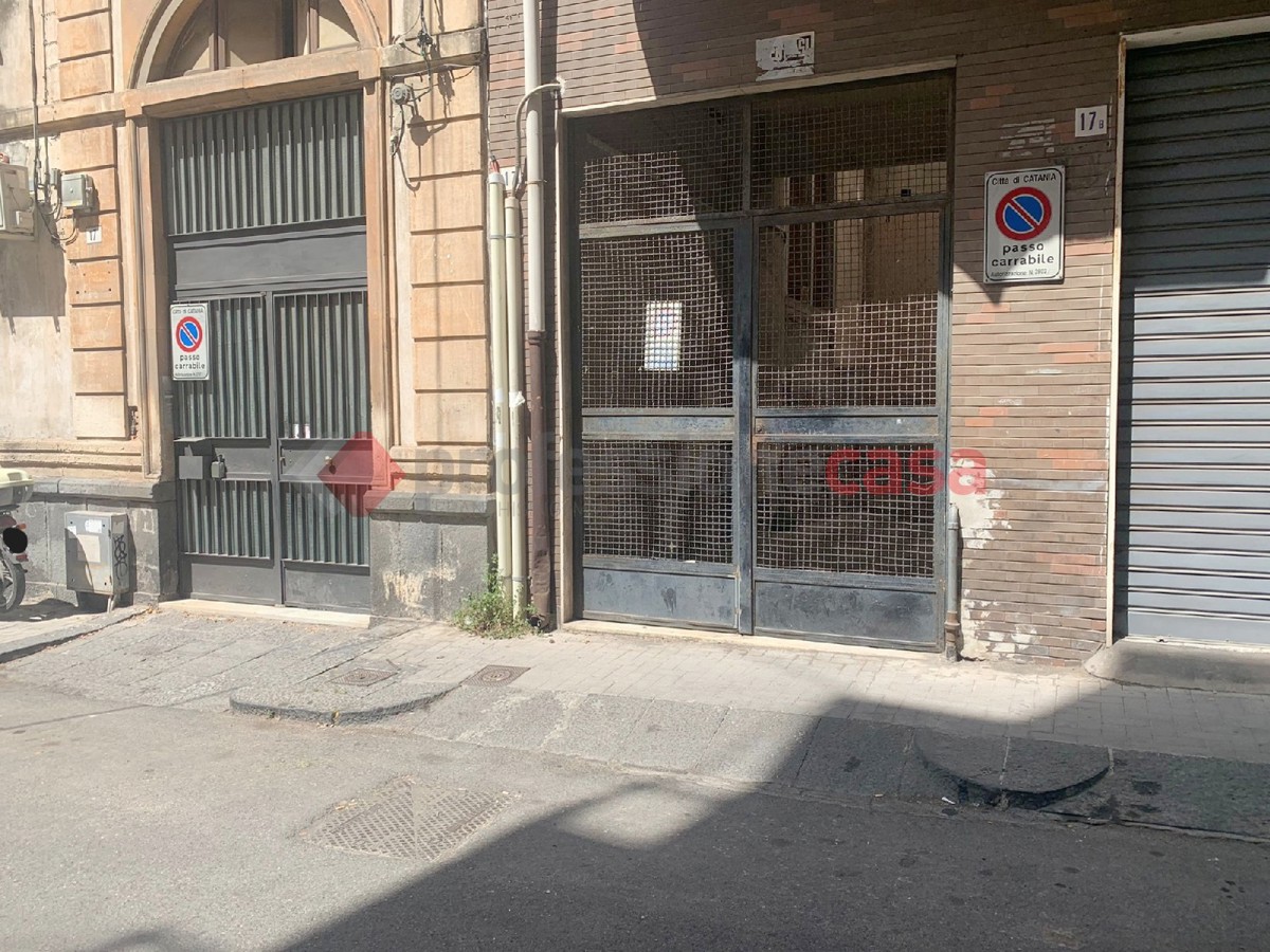 Box/Garage 11mq in vendita a Catania
