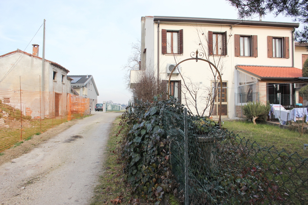 Villa Bifamiliare con giardino a Albignasego