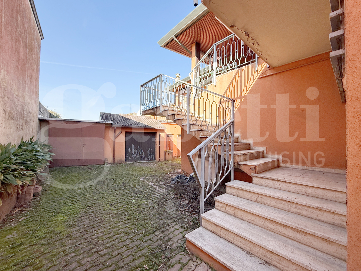 Appartamento con giardino a Albignasego