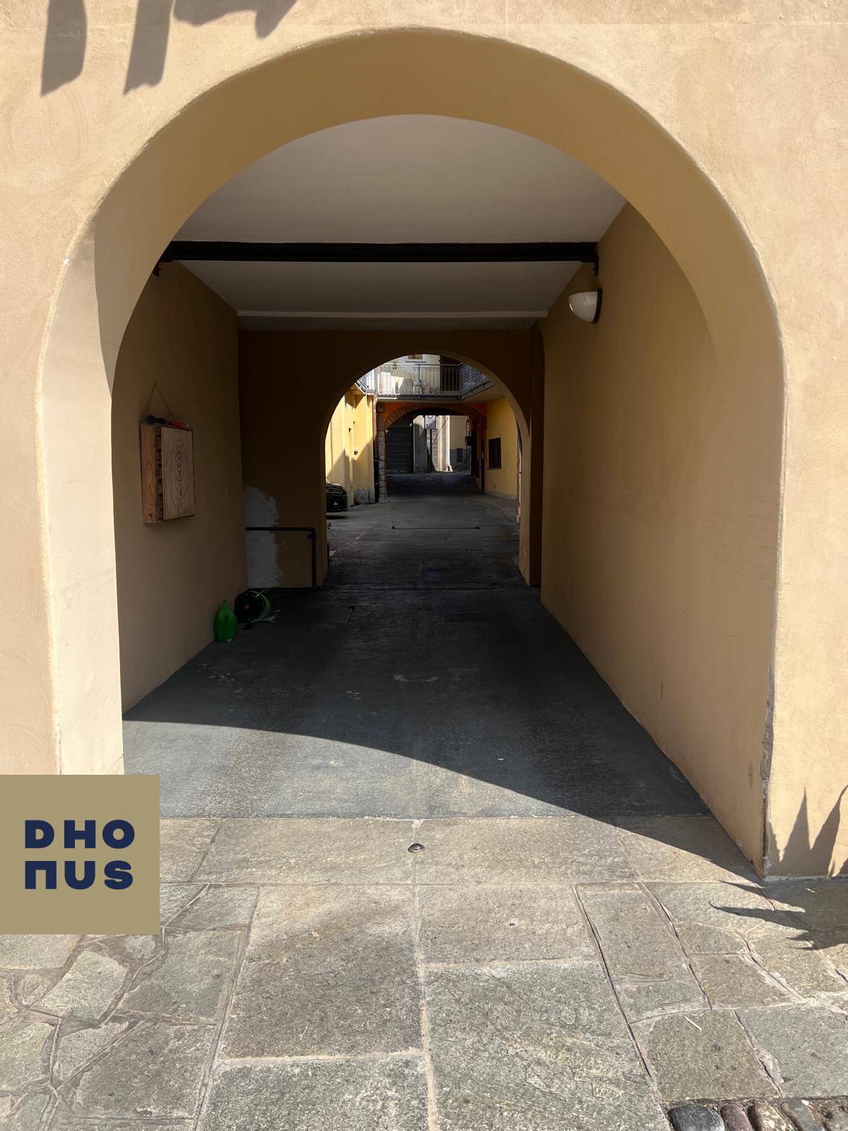 Posto auto scoperto in vendita a Scanzorosciate