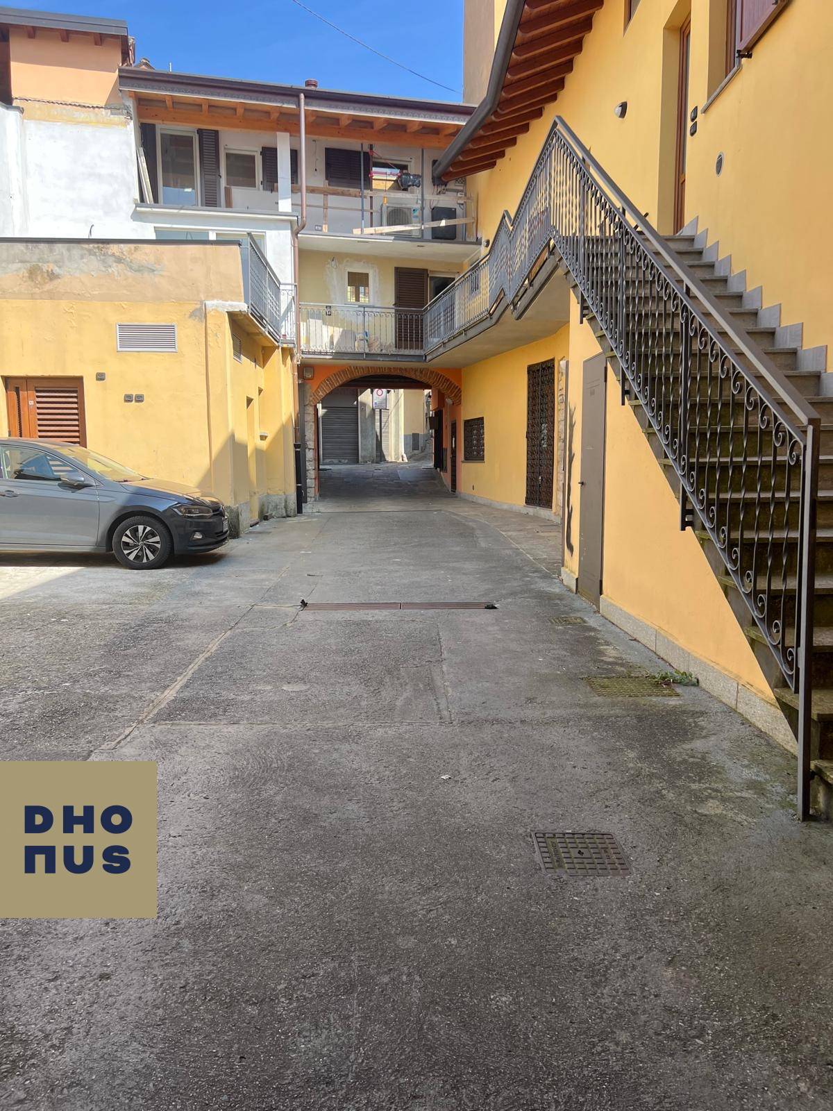 Posto auto scoperto in vendita a Scanzorosciate