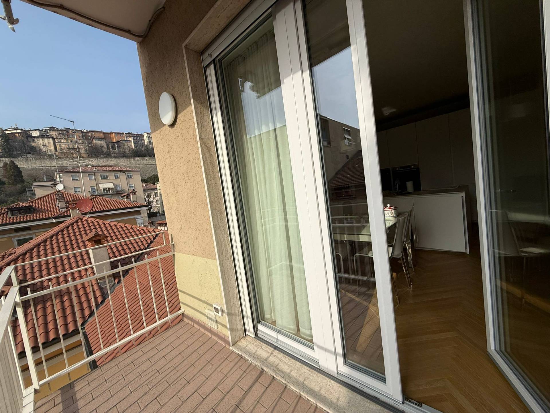 Appartamento in affitto a Bergamo, Centrale