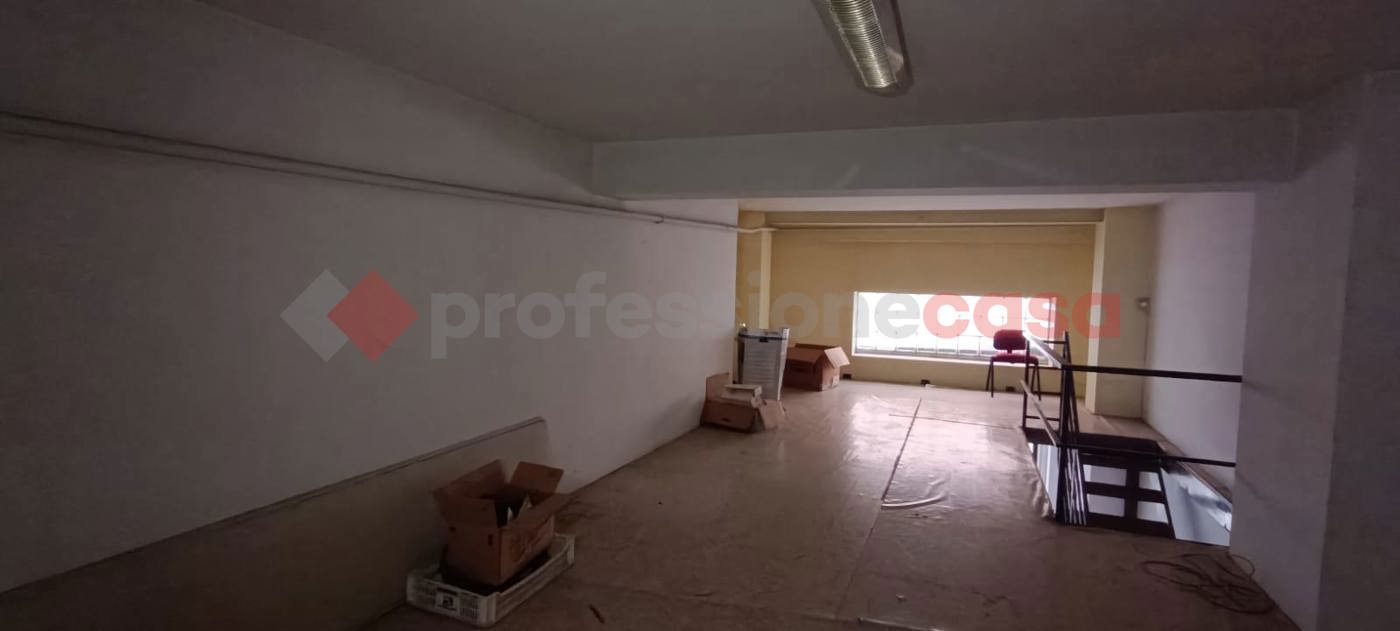 Negozio in affitto a Campobasso