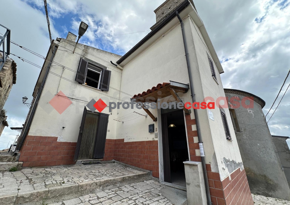 Casa indipendente in vendita a Tavenna