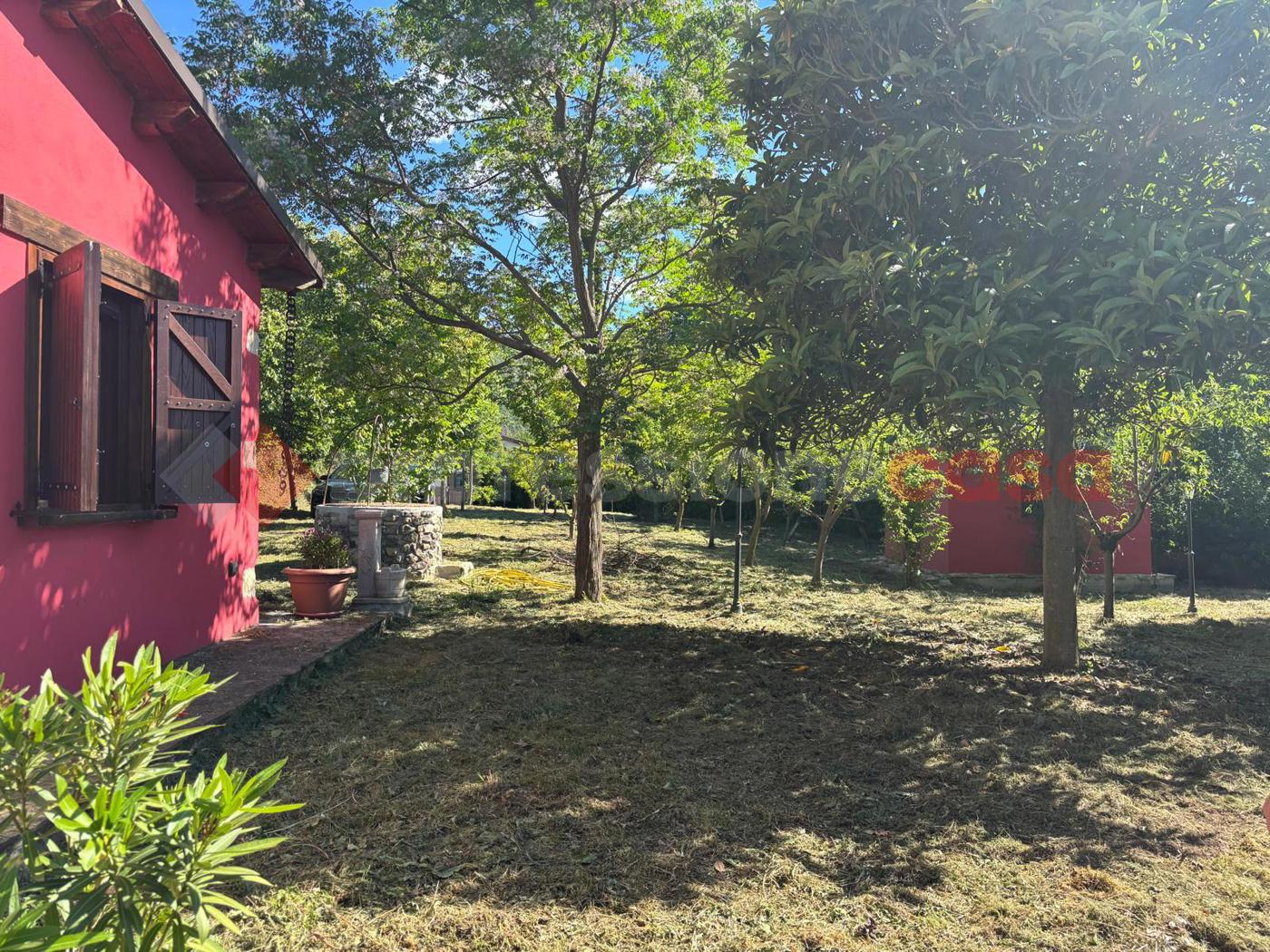 Rustico con giardino a Monteroduni