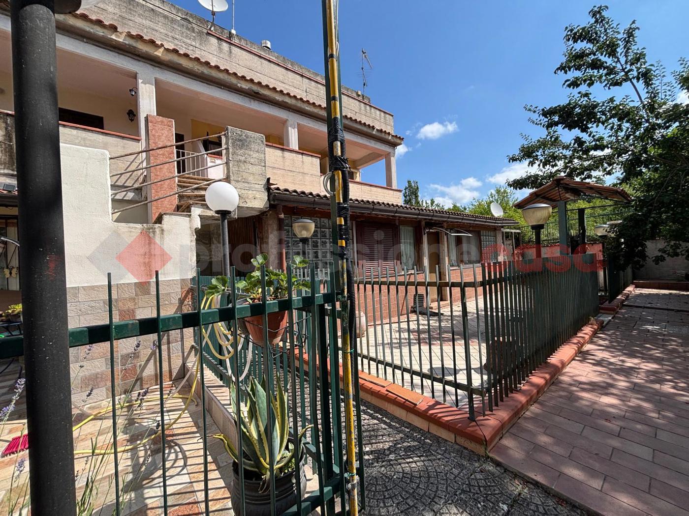 Villa in vendita a Vinchiaturo