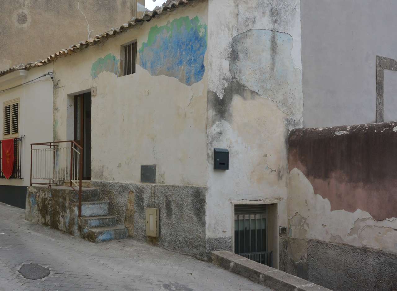 Casa indipendente da ristrutturare a Palazzolo Acreide