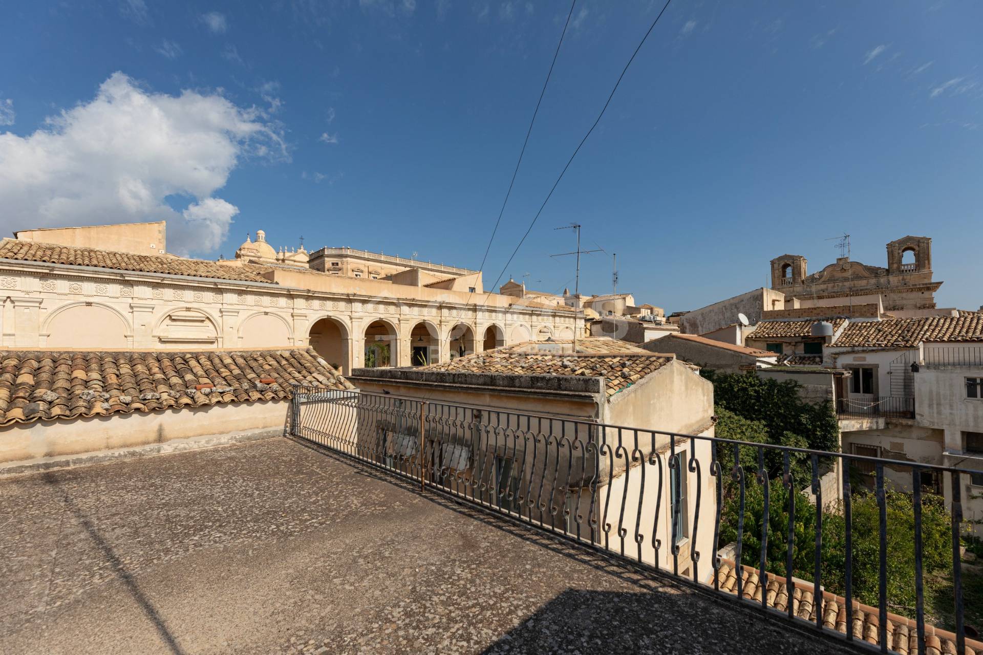 Stabile/Palazzo in vendita a Noto