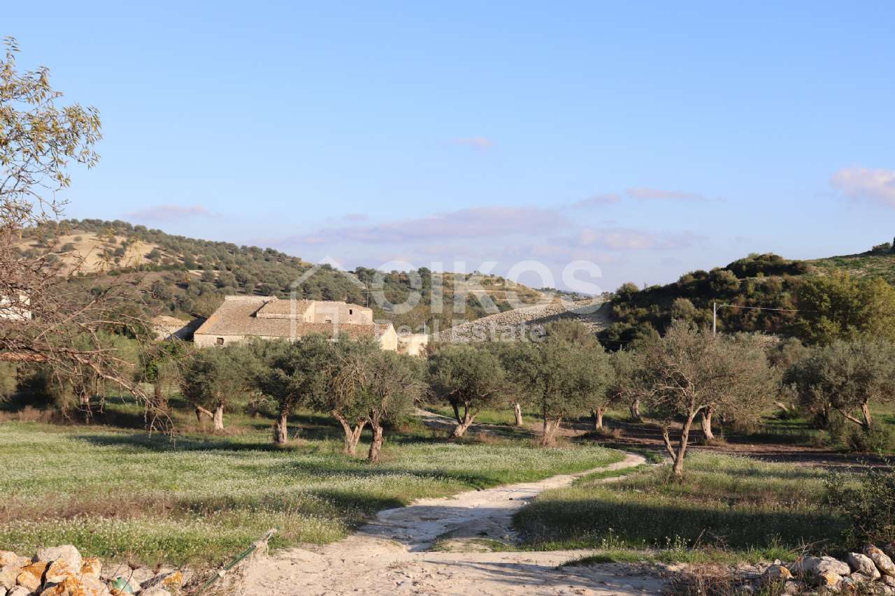 Terreno residenziale in vendita a Rosolini, San Giacomo