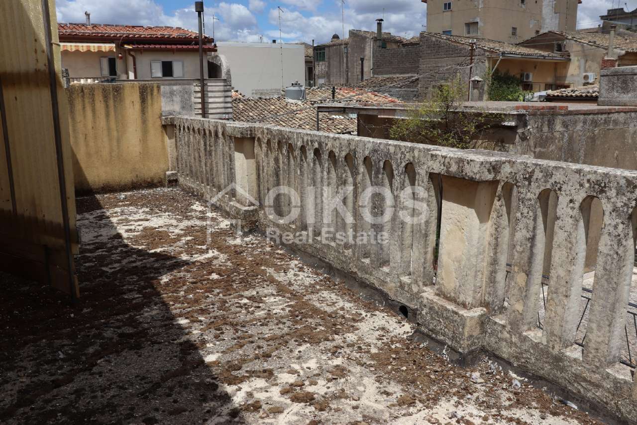 Casa indipendente in vendita a Palazzolo Acreide, Centro Storico