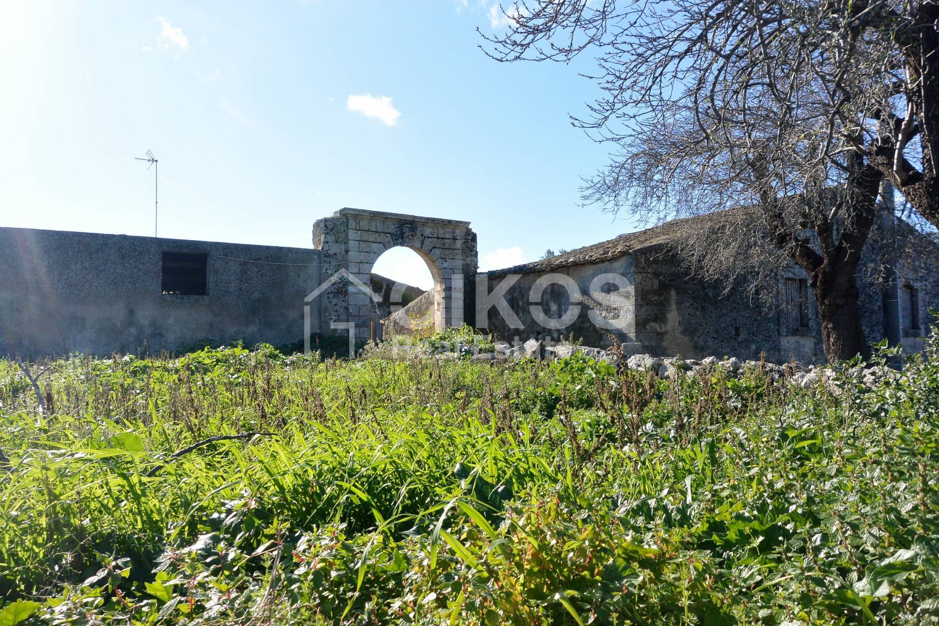 Terreno Agricolo in vendita a Noto, Villa Vela