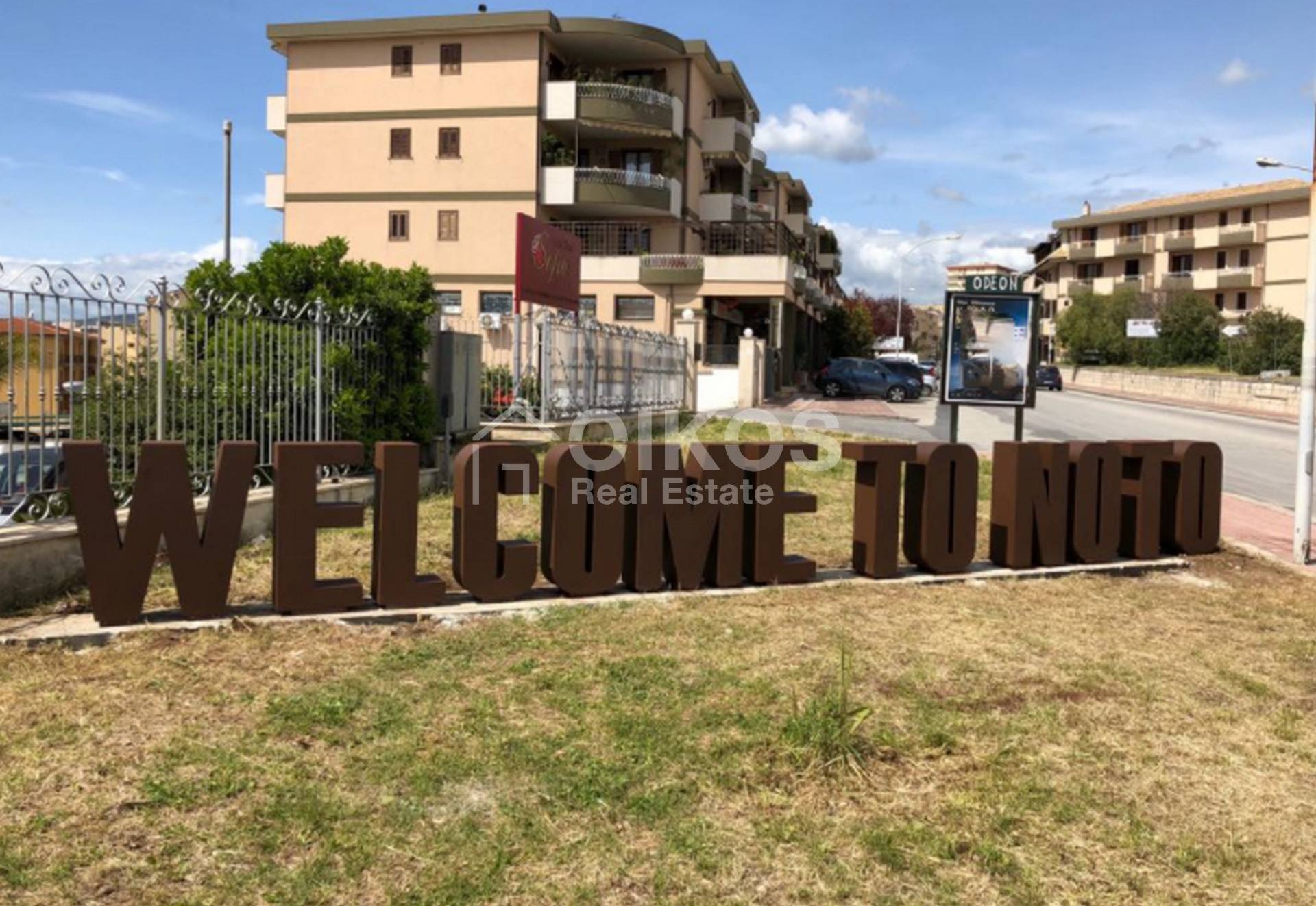 Negozio in vendita a Noto