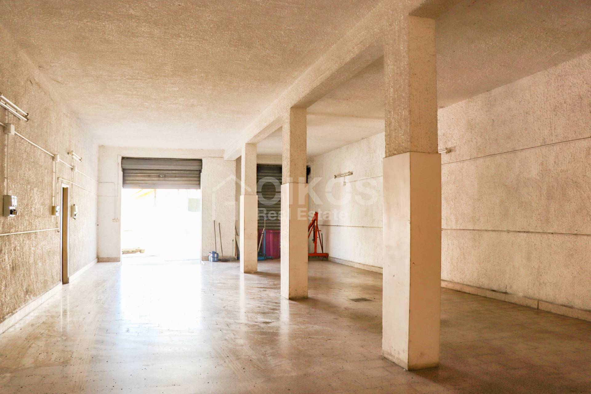 Locale commerciale in affitto a Noto, Stazione