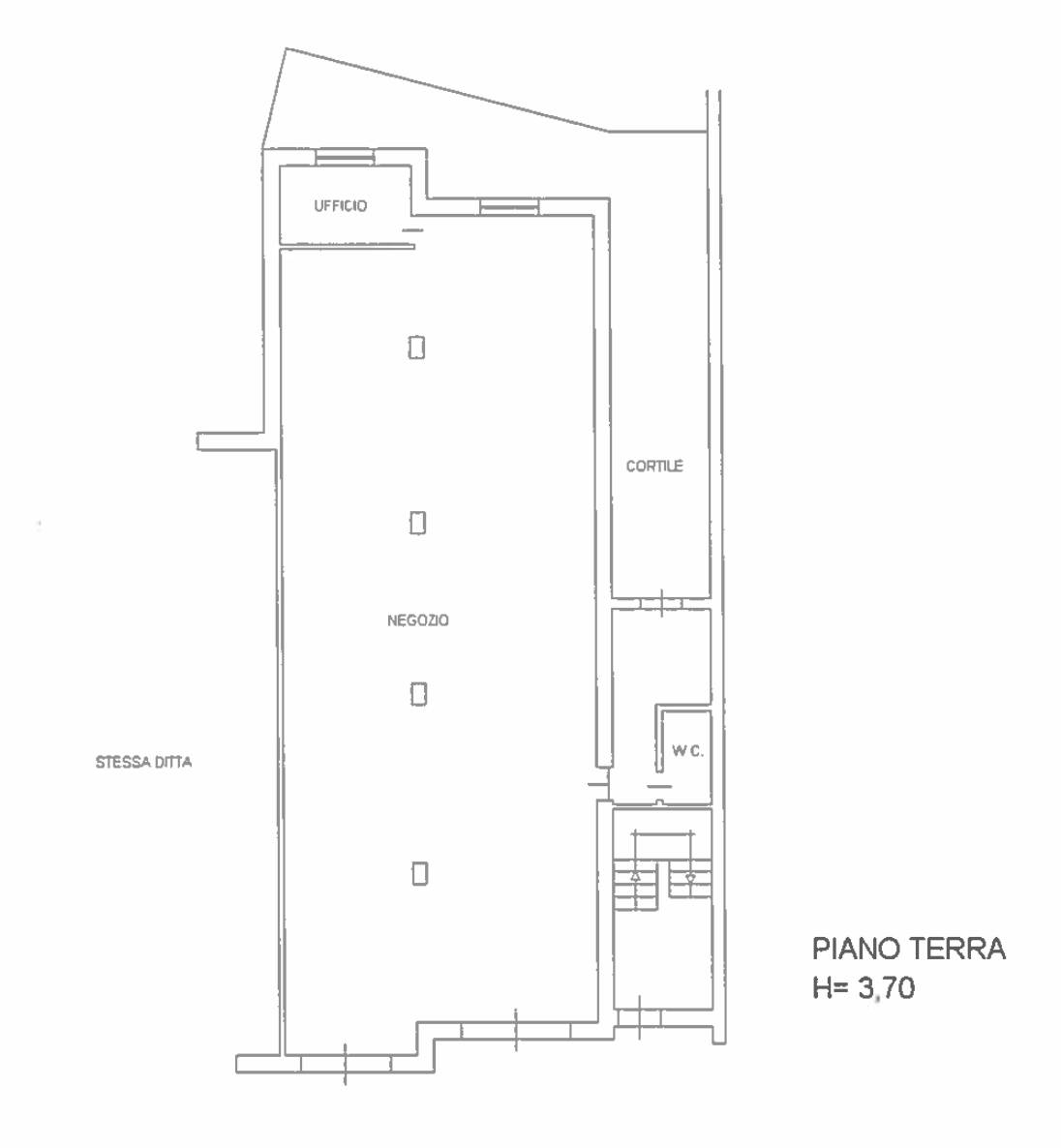 Locale commerciale in affitto a Noto, Stazione