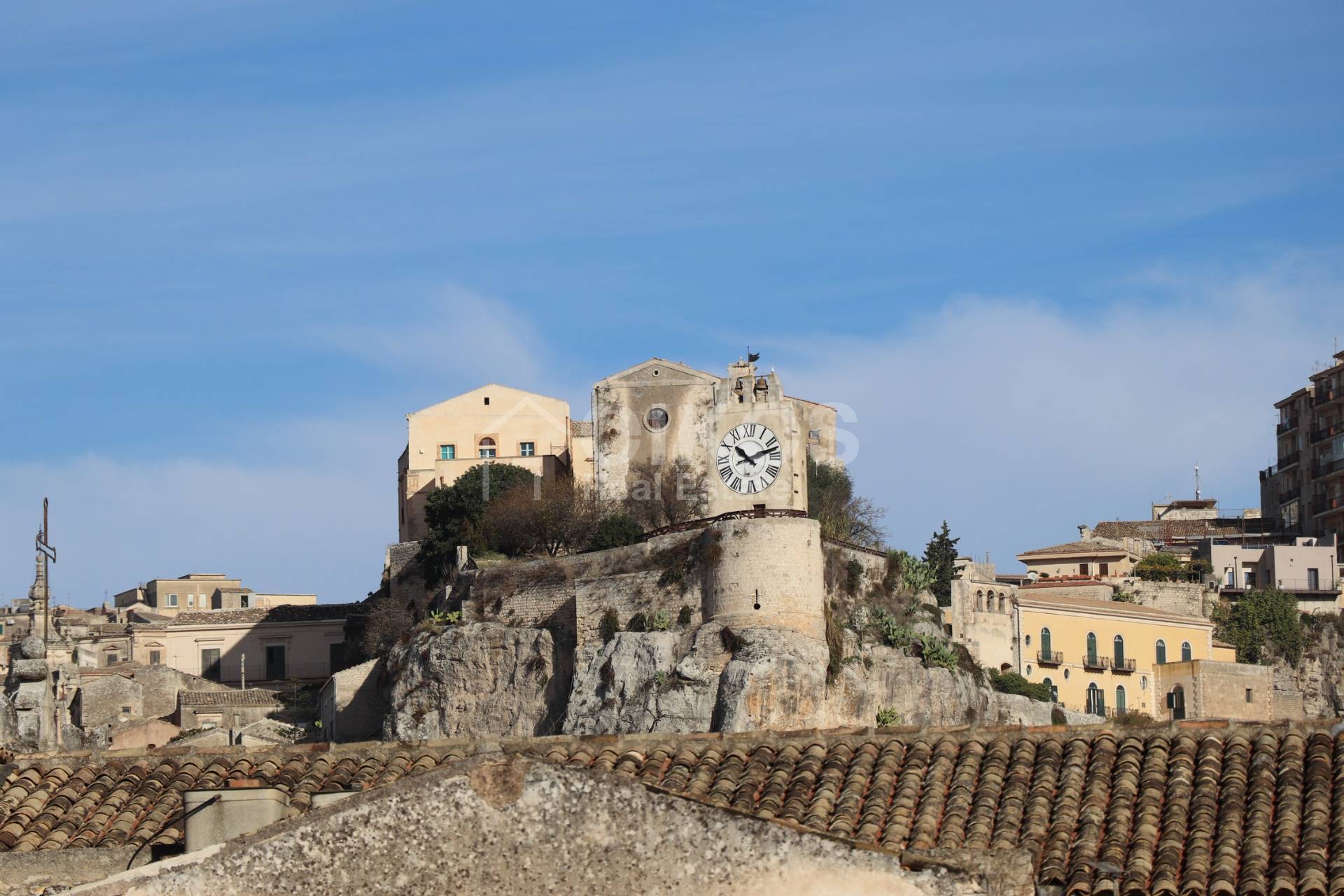 Palazzo Storico in vendita a Modica, Centro Storico