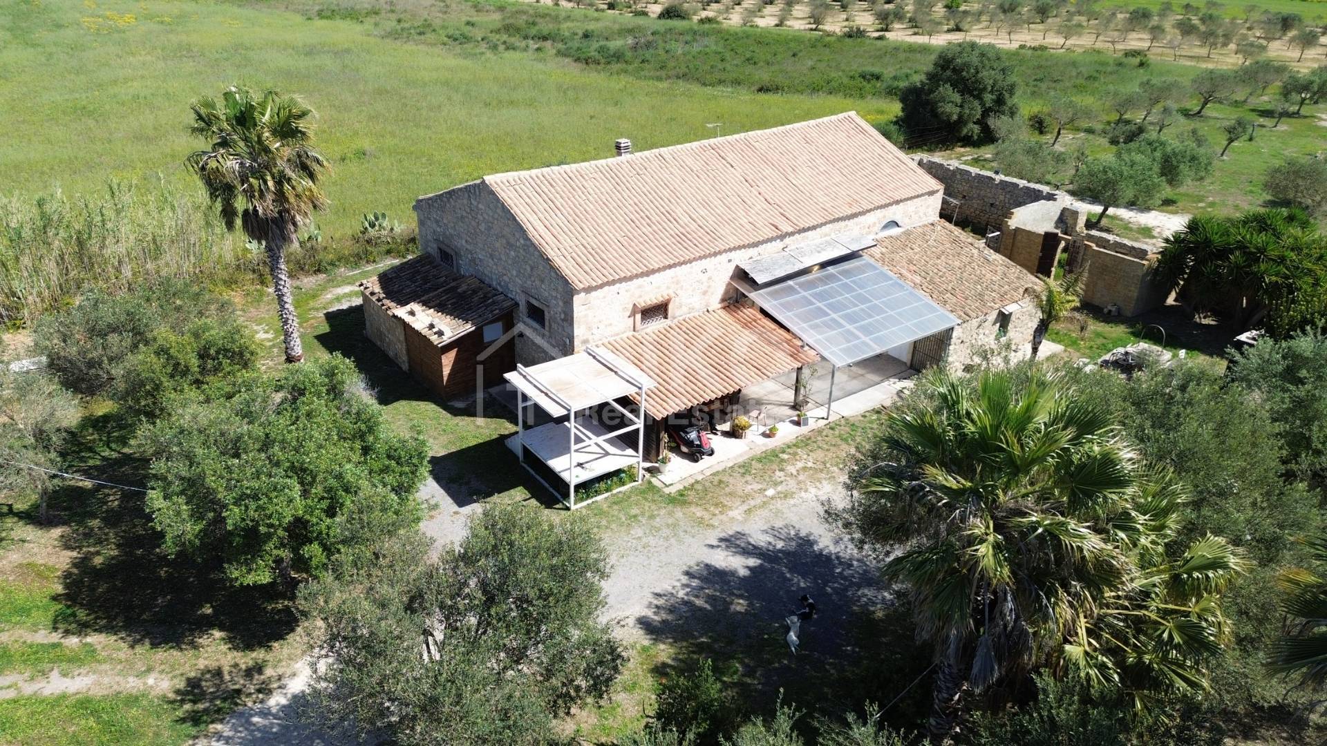 Casale in vendita a Noto, Contrada San Lorenzo