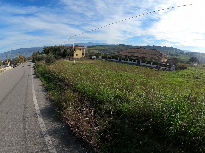 Villa con giardino a San Vincenzo la Costa