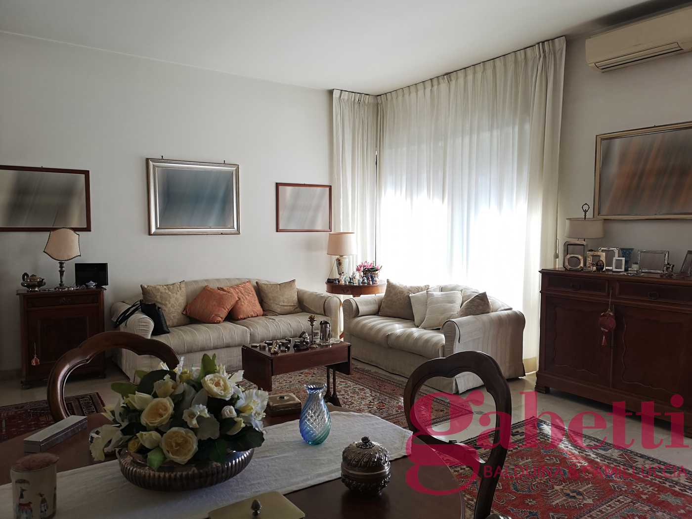 Quadrilocale in vendita a Roma