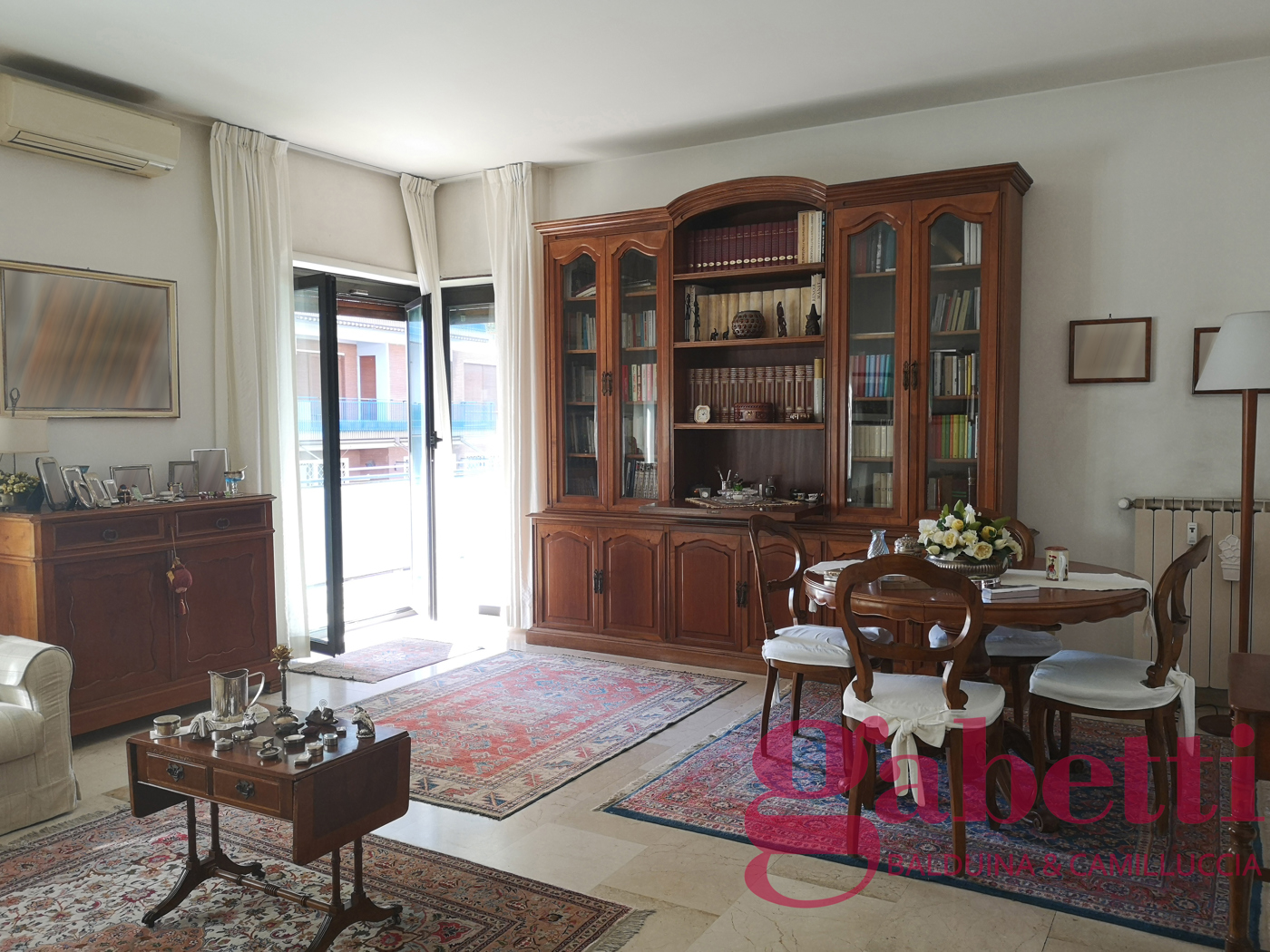 Quadrilocale in vendita a Roma