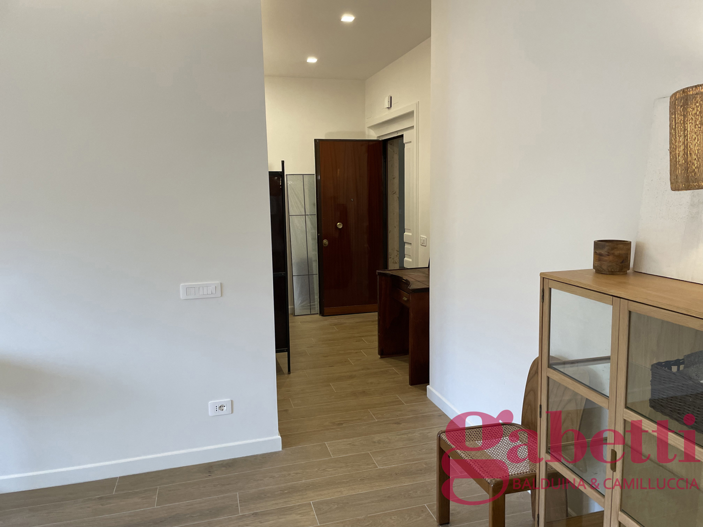 Attico arredato in affitto a Roma