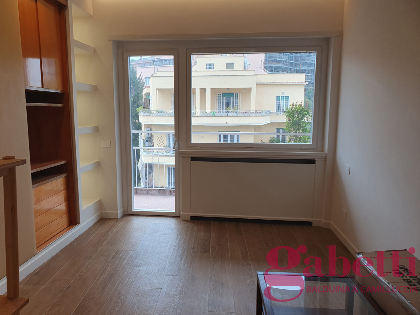 Attico arredato in affitto a Roma