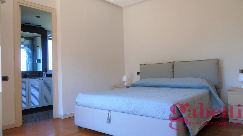 Bilocale arredato in affitto a Roma