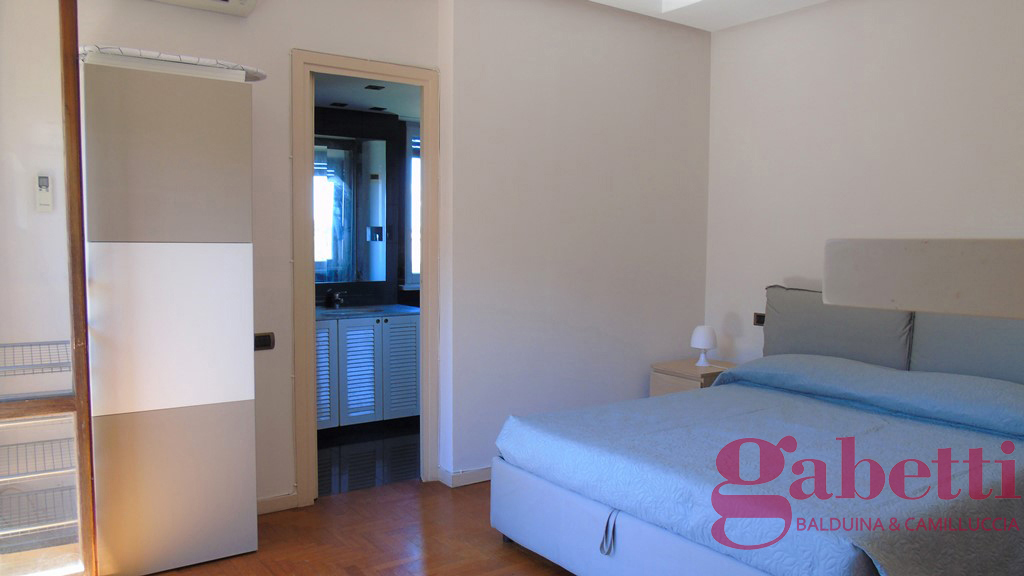 Bilocale arredato in affitto a Roma