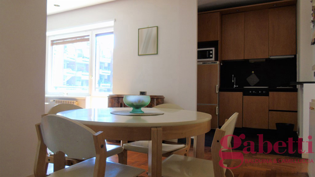 Bilocale arredato in affitto a Roma