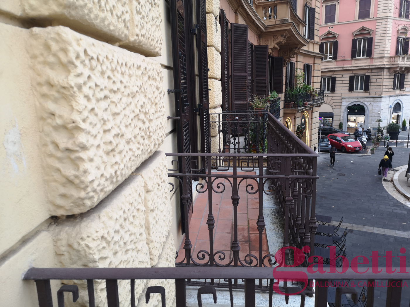 Ufficio ristrutturato a Roma