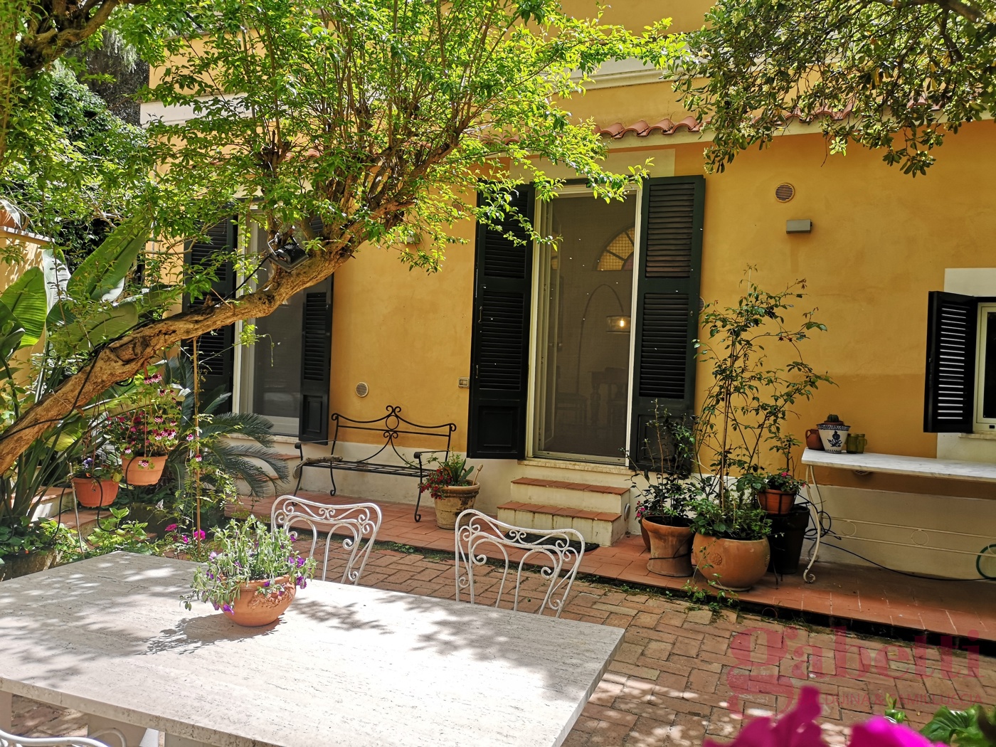 Bilocale con giardino a Roma