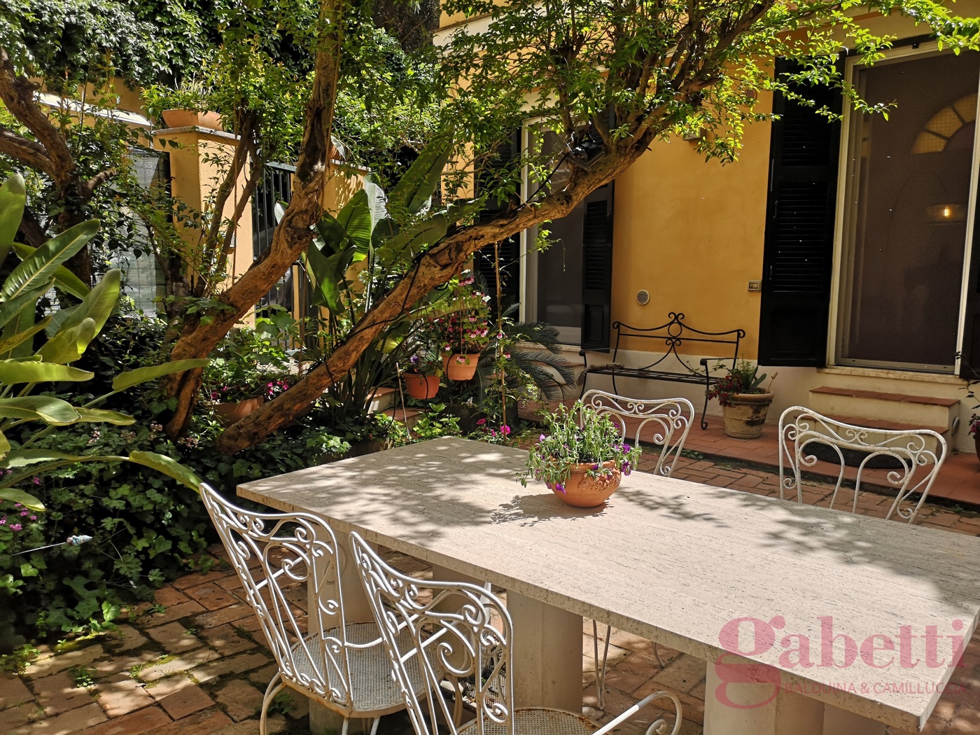 Bilocale con giardino a Roma