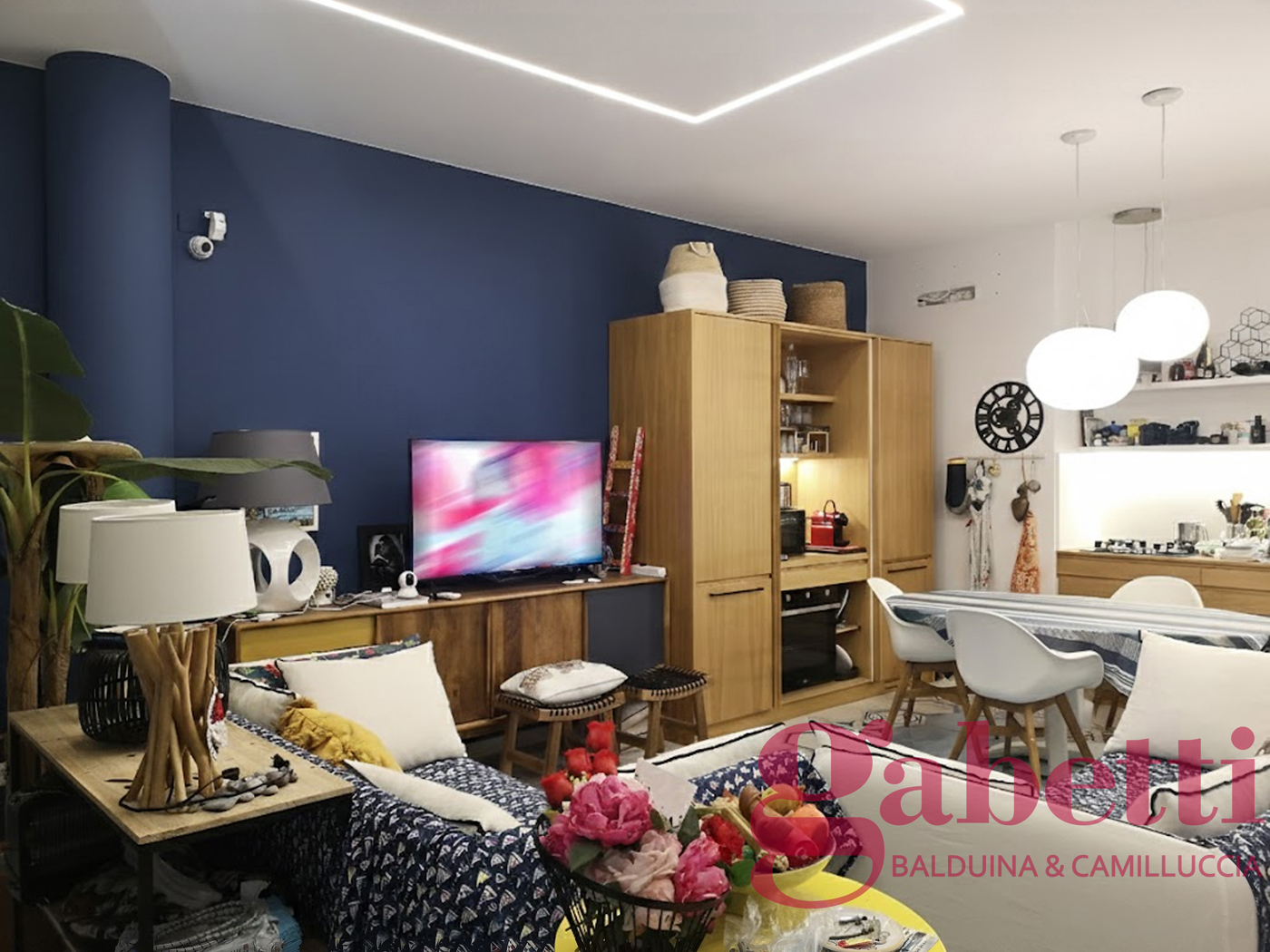 Appartamento ristrutturato a Giardini-Naxos